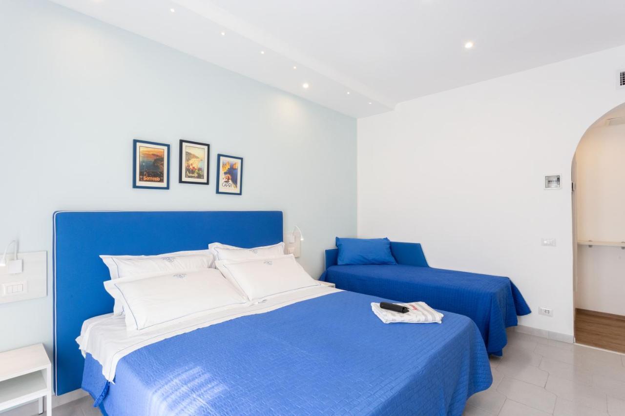 Tofani Apartment - Luminoso Con Terrazzo Panoramico Sorrento Bagian luar foto