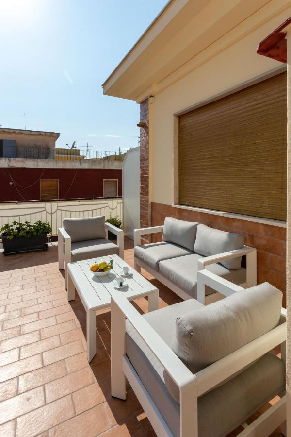 Tofani Apartment - Luminoso Con Terrazzo Panoramico Sorrento Bagian luar foto
