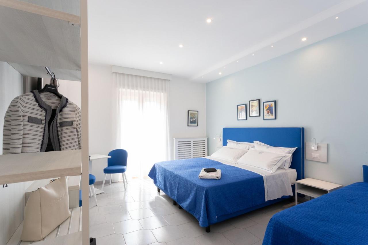 Tofani Apartment - Luminoso Con Terrazzo Panoramico Sorrento Bagian luar foto